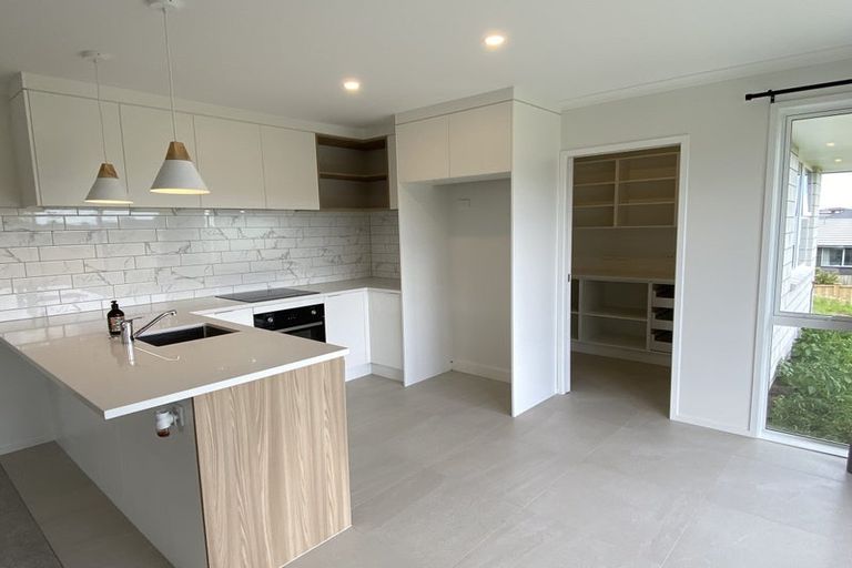 Photo of property in 57 Mclarin Road, Glenbrook, 2681