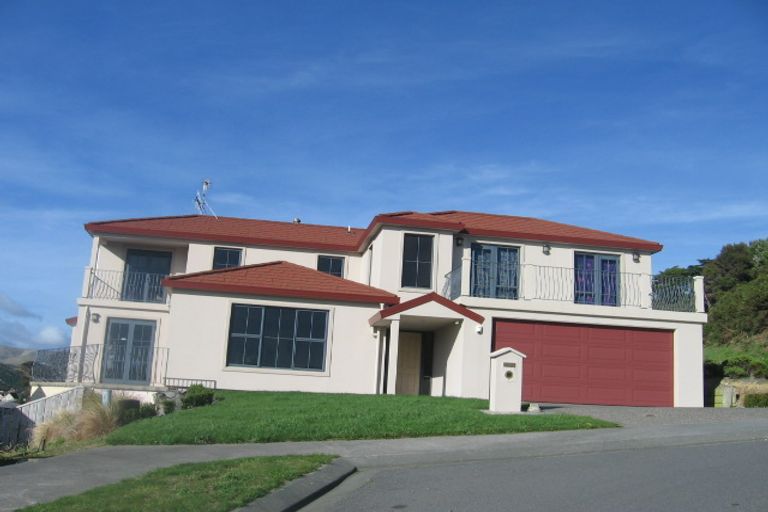 Photo of property in 15 The Topdeck, Whitby, Porirua, 5024