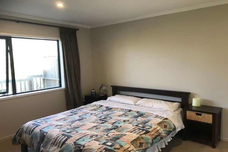 Photo of property in 14a Gracechurch Drive, Flat Bush, Auckland, 2016