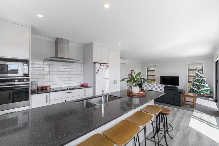 Photo of property in 47 Ridge Drive, Omokoroa, 3114