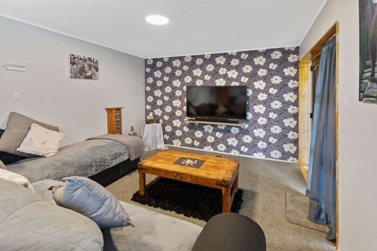 Photo of property in 128 High Street, Bulls, 4818