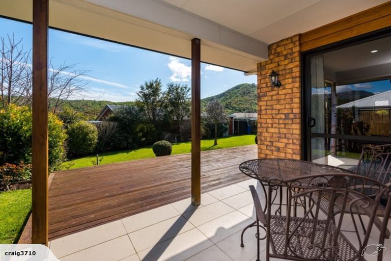 Photo of property in 7 Glentui Place, Waikawa, Picton, 7220