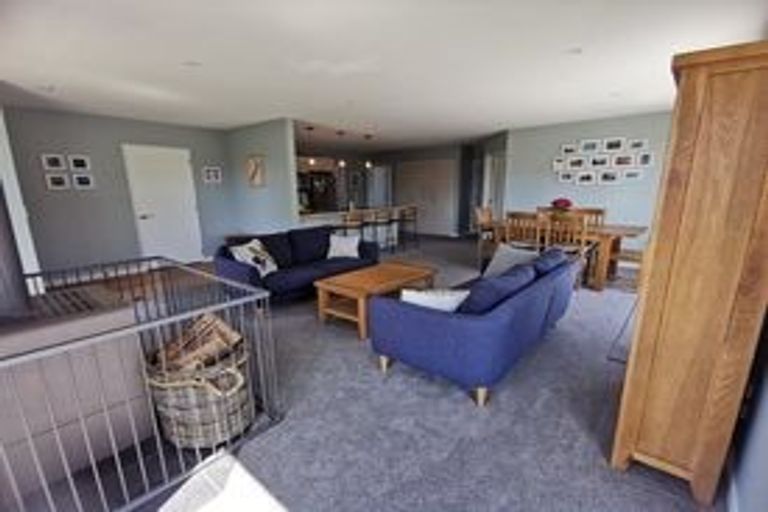 Photo of property in 8 Awarua Road, Pegasus, 7612