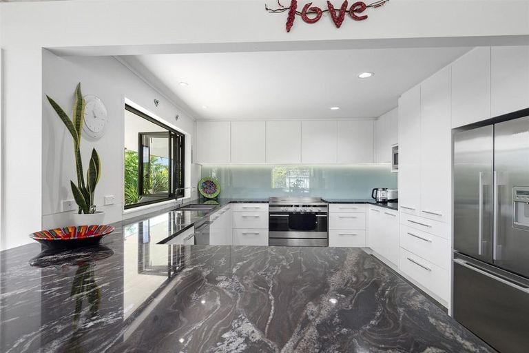 Photo of property in 64 Gervin Road, Wainui, Silverdale, 0992