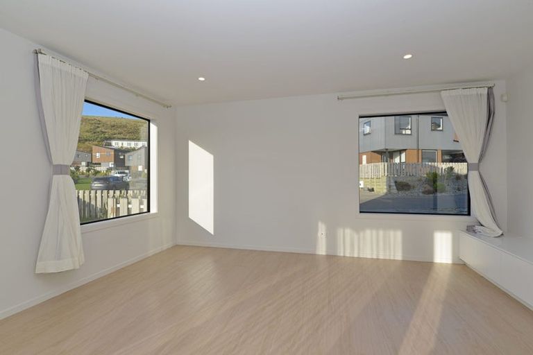 Photo of property in 4 Astelia Way, Woodridge, Wellington, 6037