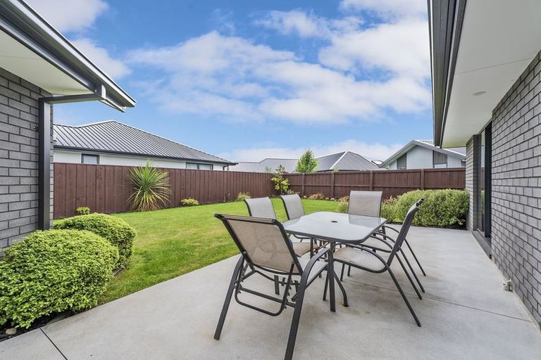 Photo of property in 3 Maurice James Way, Prebbleton, 7604