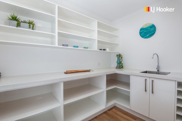 Photo of property in 8 Kinloch Place, Mosgiel, 9024