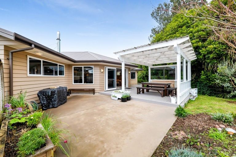 Photo of property in 2a Margaret Alice Close, Whalers Gate, New Plymouth, 4310