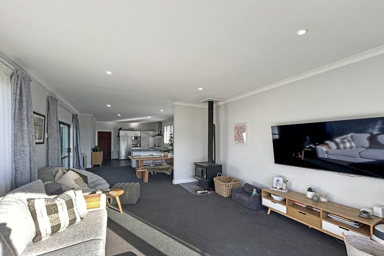 Photo of property in 12 Moa Street, Waikiwi, Invercargill, 9810