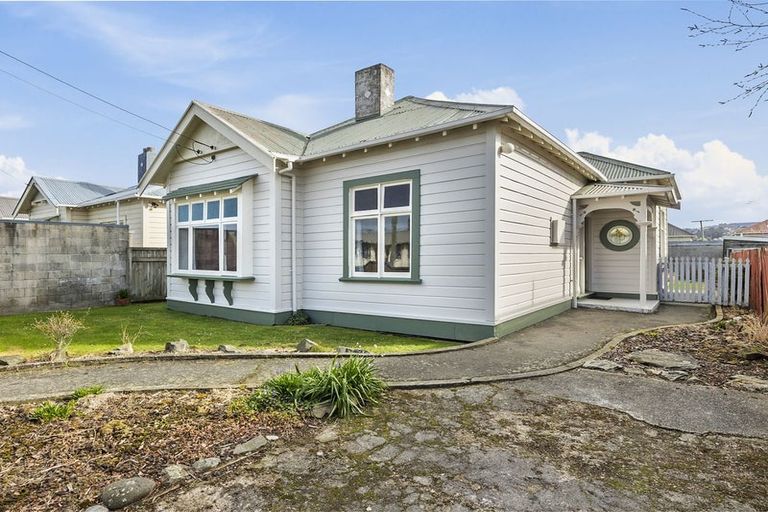 Photo of property in 48 Young Street, Saint Kilda, Dunedin, 9012