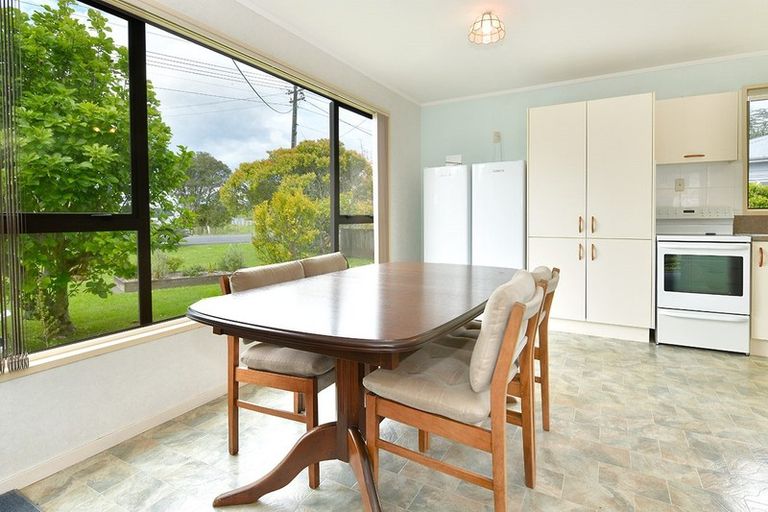 Photo of property in 207 Parkhurst Road, Parakai, 0830