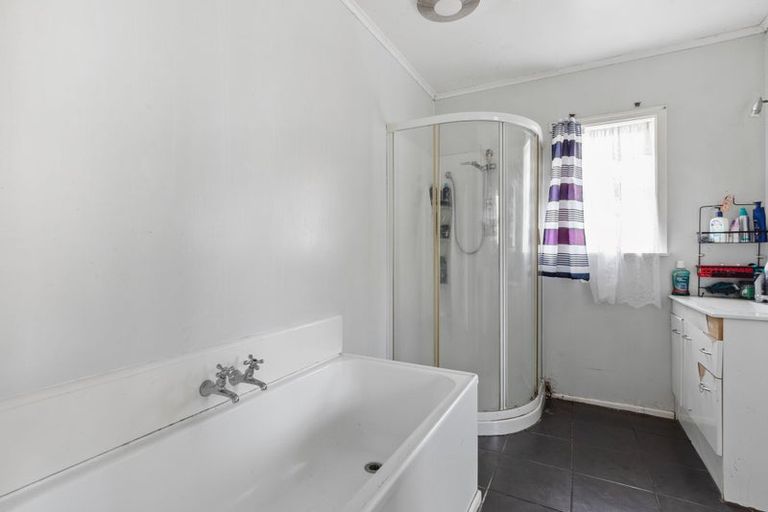 Photo of property in 1/170 Old Wairoa Road, Papakura, 2110