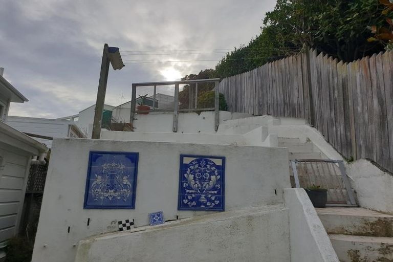 Photo of property in 5 Lindum Terrace, Roseneath, Wellington, 6011