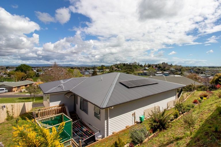 Photo of property in 16 Ohinemuri Place, Paeroa, 3600