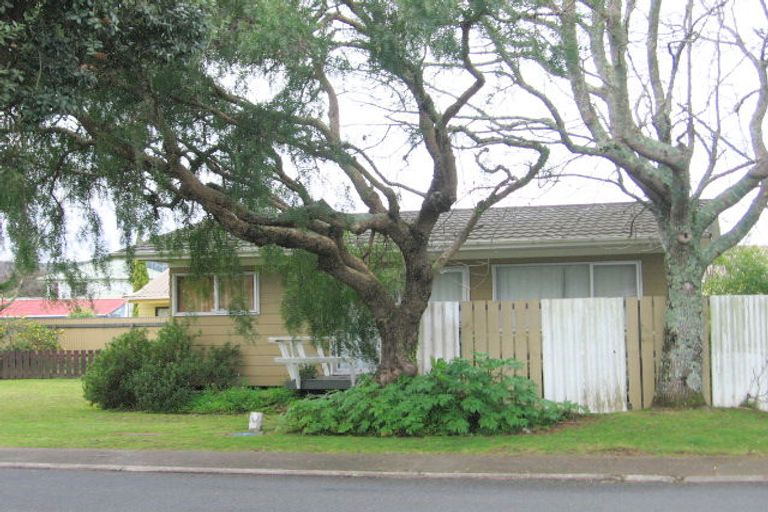Photo of property in 200 Chartwell Avenue, Whangamata, 3620