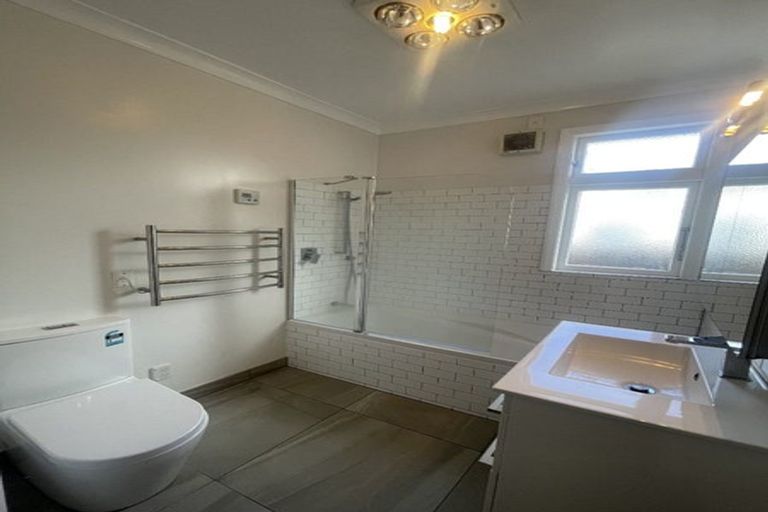 Photo of property in 59 Puriri Street, Woburn, Lower Hutt, 5010