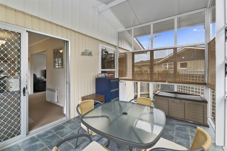 Photo of property in 19 Burn Street, Levin, 5510