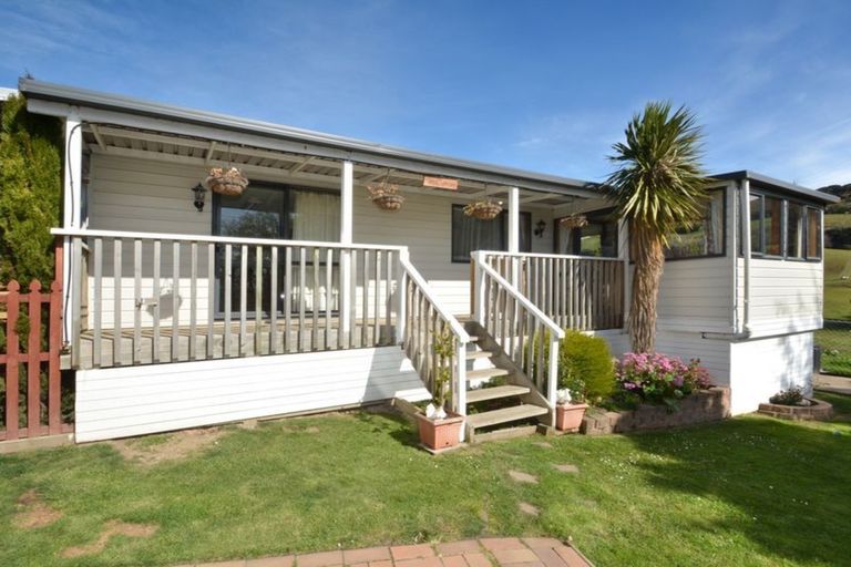 Photo of property in 73 Wakari Road, Halfway Bush, Dunedin, 9010