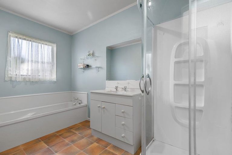 Photo of property in 110 Burns Street, Leamington, Cambridge, 3432