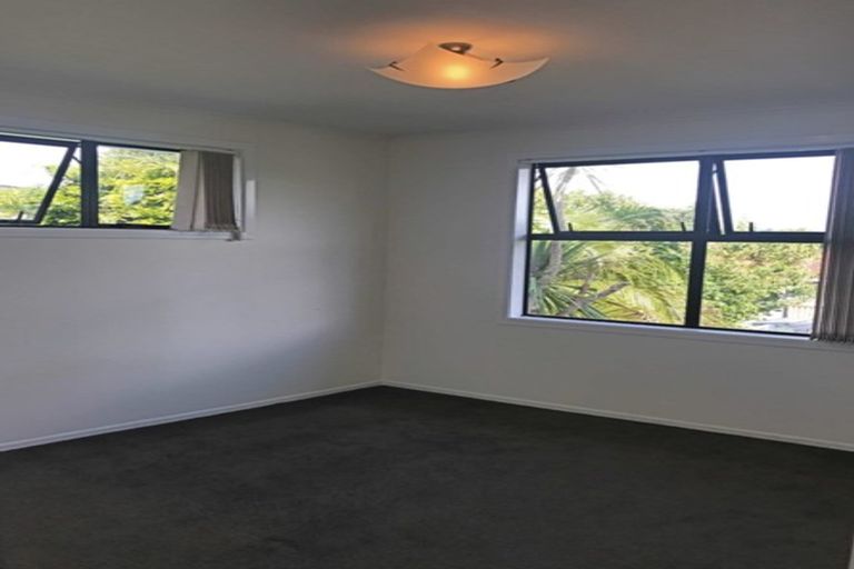Photo of property in 59 Andrew Road, Howick, Auckland, 2010