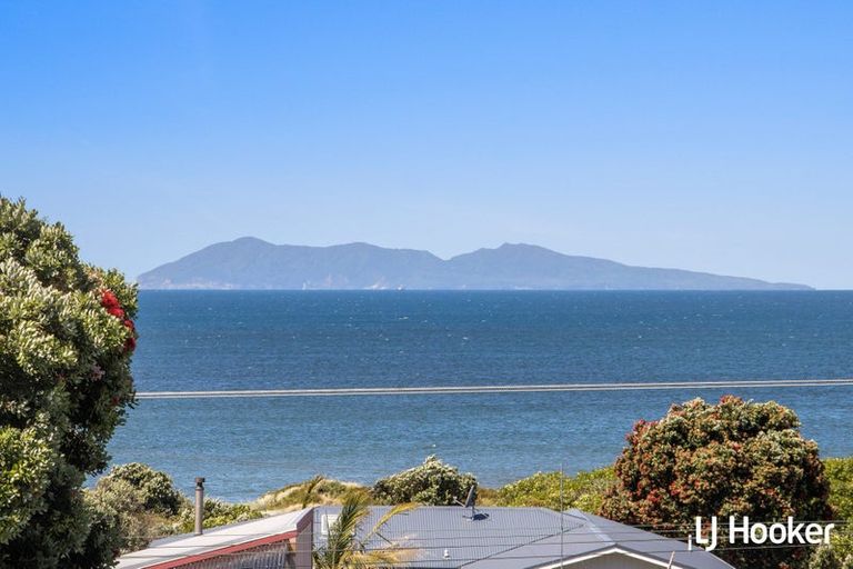 Photo of property in 11 Hanlen Avenue, Waihi Beach, 3611