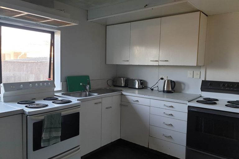 Photo of property in 28 Wharenui Road, Upper Riccarton, Christchurch, 8041