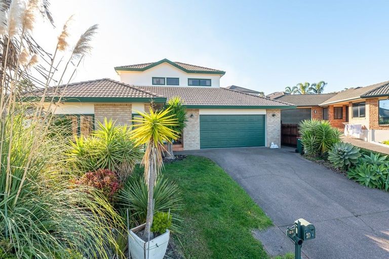 Photo of property in 30 Limerick Place, Dannemora, Auckland, 2016