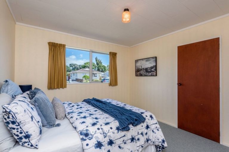 Photo of property in 17 Manawa Avenue, Raumati Beach, Paraparaumu, 5032