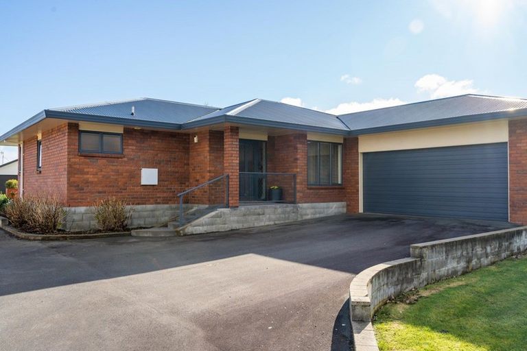 Photo of property in 30 Cody Crescent, Lansdowne, Masterton, 5810