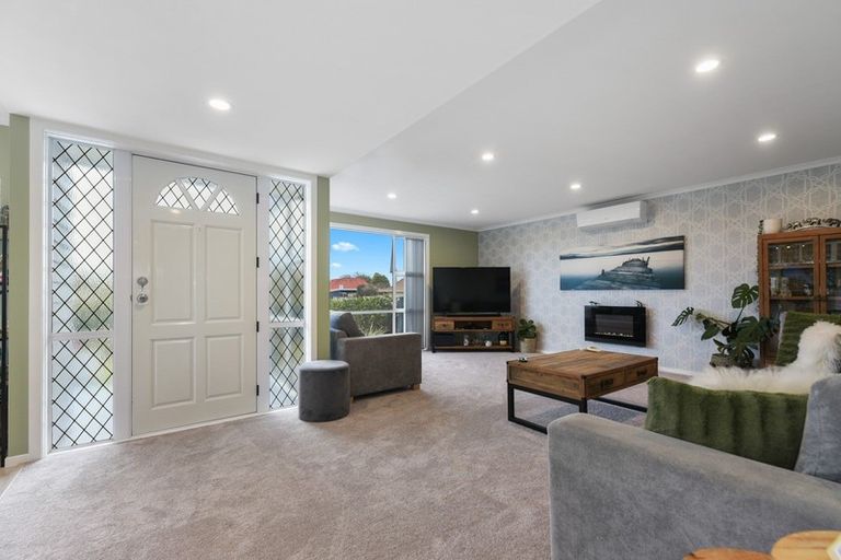 Photo of property in 3 Delamare Road, St Andrews, Hamilton, 3200