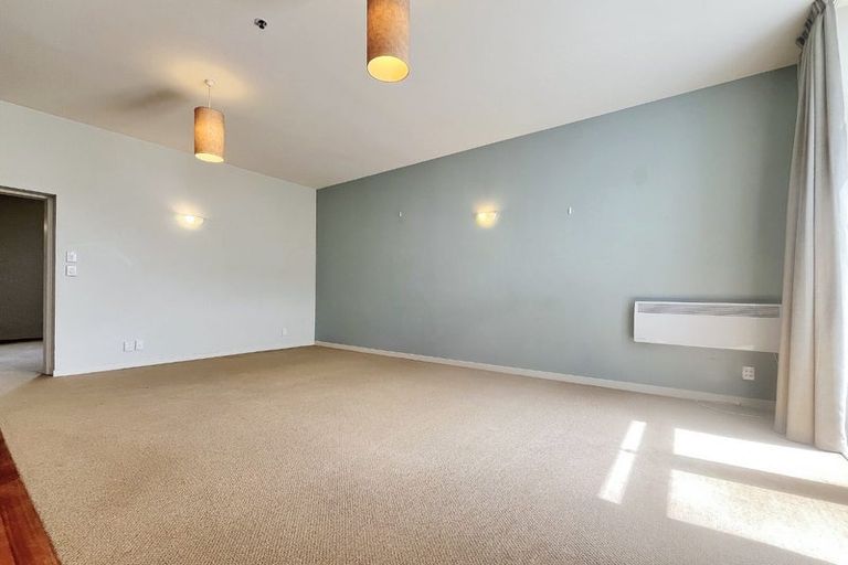 Photo of property in 12/30 Hanson Street, Mount Cook, Wellington, 6021