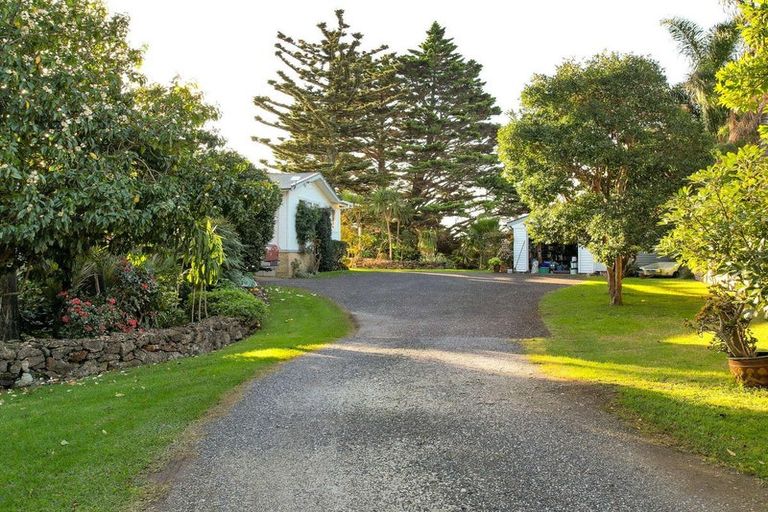 Photo of property in 92g Edmonds Road, Kerikeri, 0293