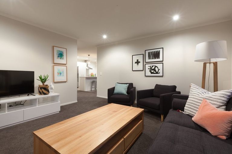 Photo of property in 28 County Drive, Hawera, 4610