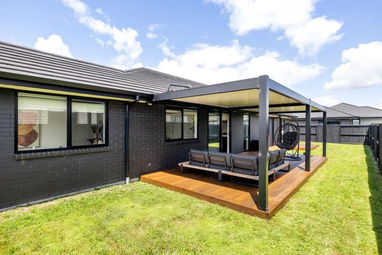 Photo of property in 19 Kimbrae Drive, Rototuna North, Hamilton, 3210