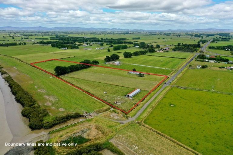 Photo of property in 40 Old Ferry Road, Orongo, Thames, 3574