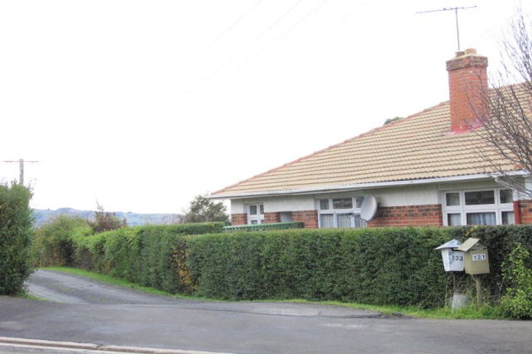 Photo of property in 121 Mornington Road, Kenmure, Dunedin, 9011