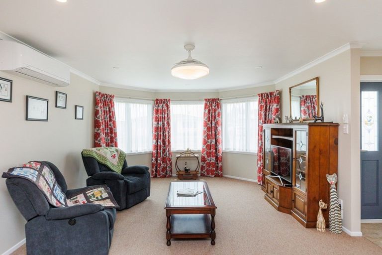 Photo of property in 4 Macmillan Place, Feilding, 4702