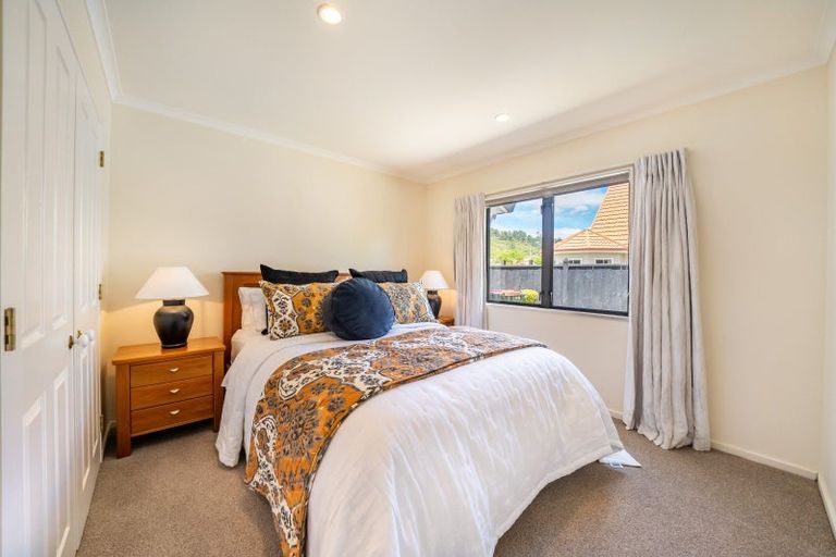 Photo of property in 40 Mary Huse Grove, Manor Park, Lower Hutt, 5019