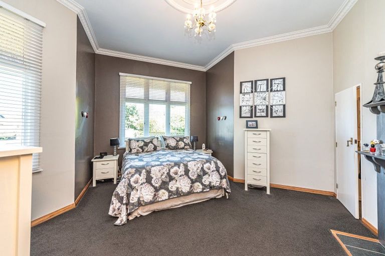 Photo of property in 8 Saint Leonard Street, Saint Johns Hill, Whanganui, 4501