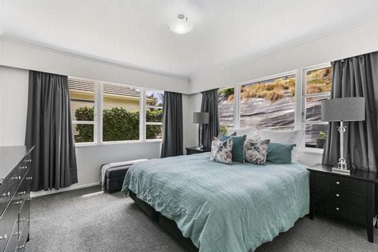Photo of property in 8 Anthony Street, Tawa, Wellington, 5028