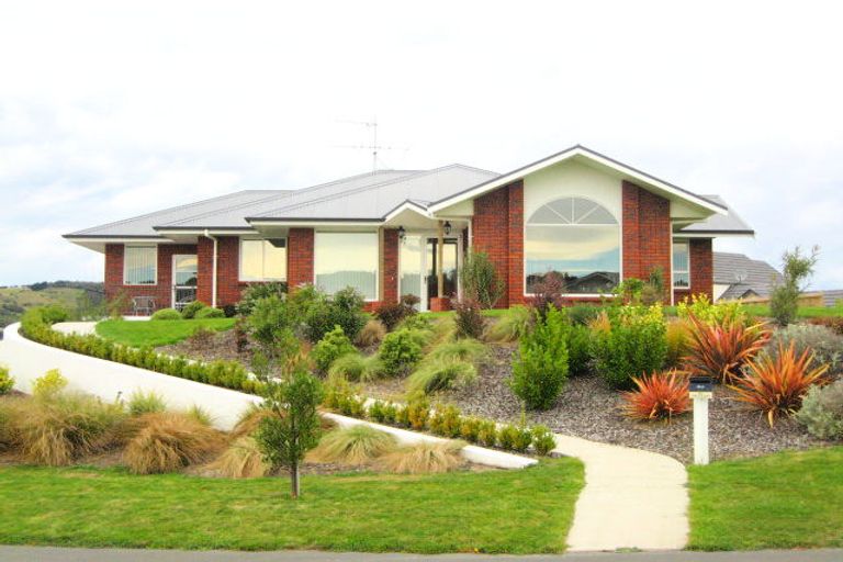 Photo of property in 22 Sunninghurst Drive, Fairfield, Dunedin, 9018