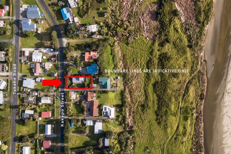 Photo of property in 10 Kakapo Road, Ahipara, Kaitaia, 0481