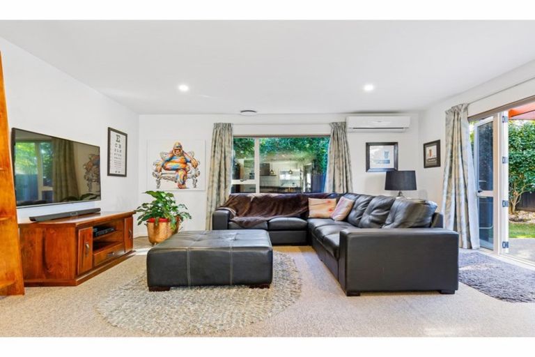 Photo of property in 51a Balrudry Street, Avonhead, Christchurch, 8042