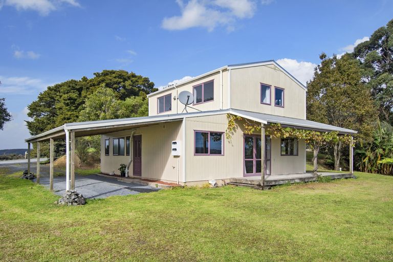 Photo of property in 179 Campbell Road, Parua Bay, Onerahi, 0192