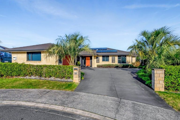 Photo of property in 40 Redwood Crescent, Hurdon, New Plymouth, 4310
