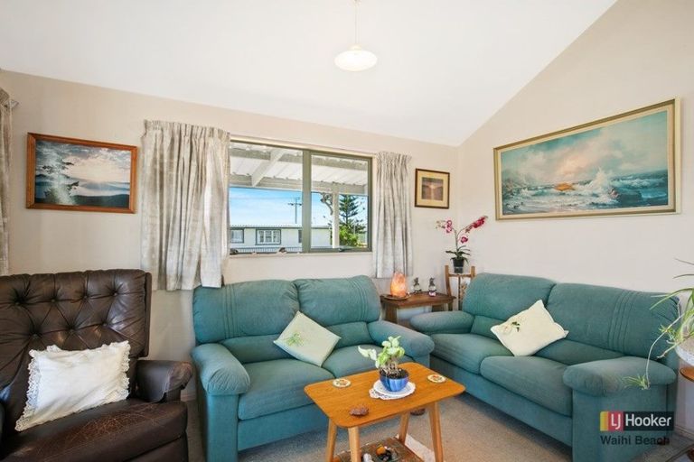 Photo of property in 48 Bway Road, Waihi Beach, 3611