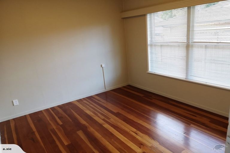 Photo of property in 4/43 Shakespeare Road, Milford, Auckland, 0620