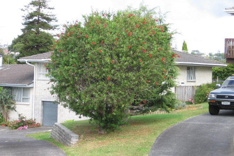 Photo of property in 1/5 Intrepid Place, Torbay, Auckland, 0630