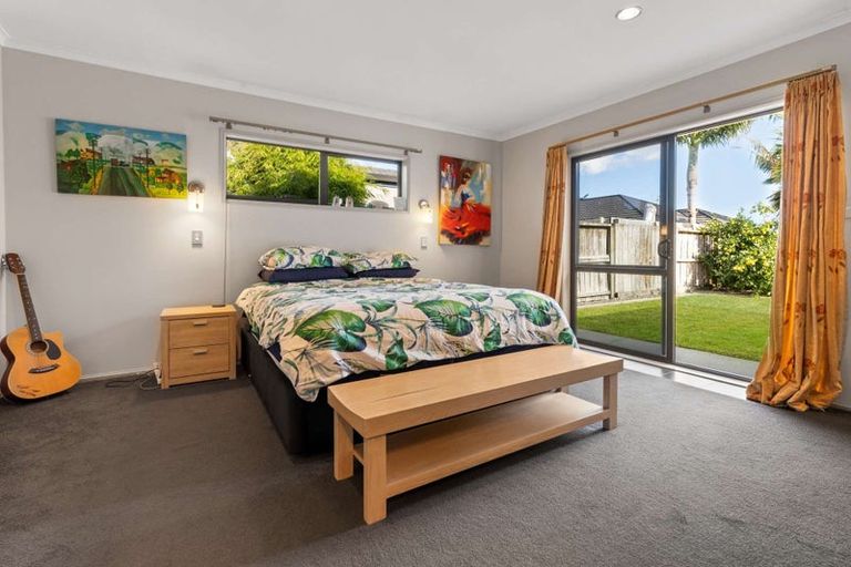 Photo of property in 102 Oriental Parade, Papamoa Beach, Papamoa, 3118