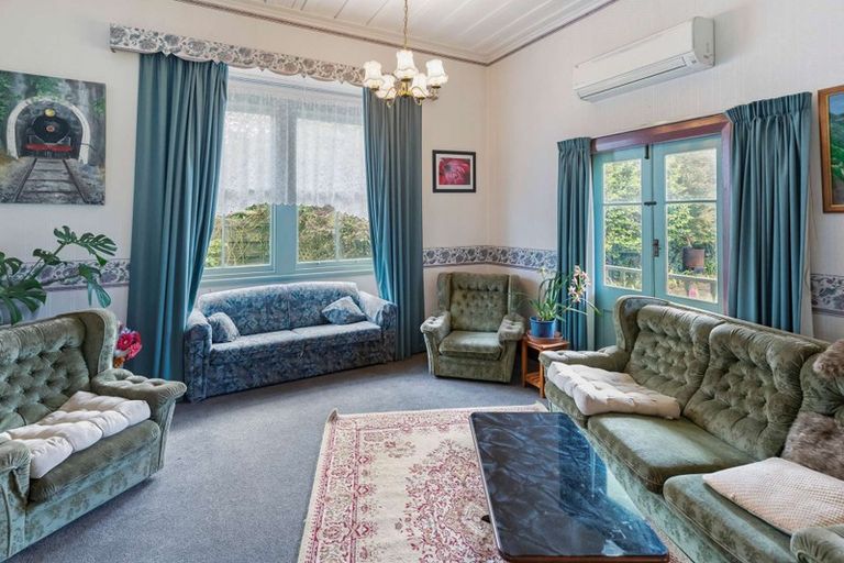 Photo of property in 17 Ormond Street, Woodville, 4920